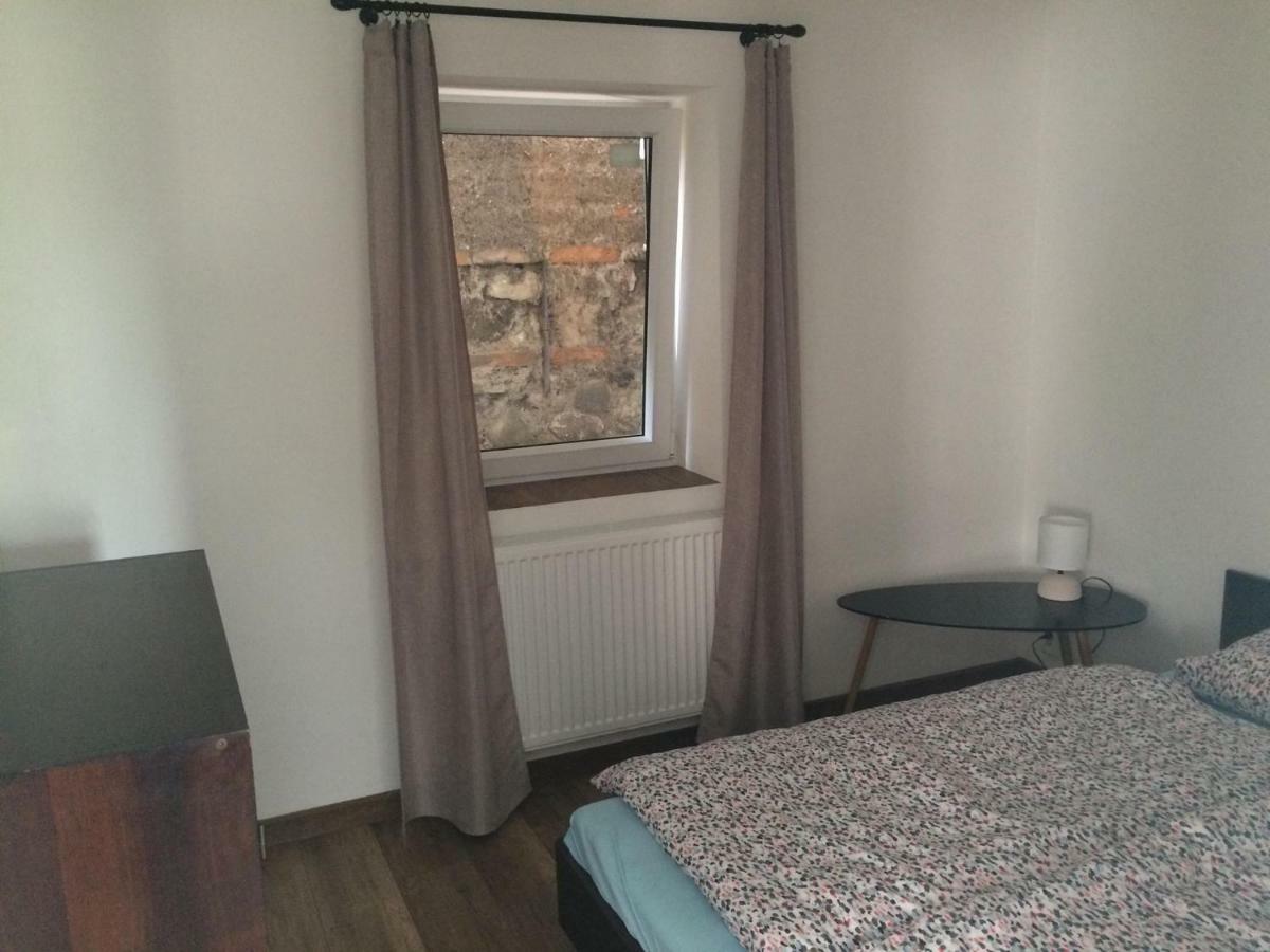 Apartman Zidovice โลว์นี ภายนอก รูปภาพ